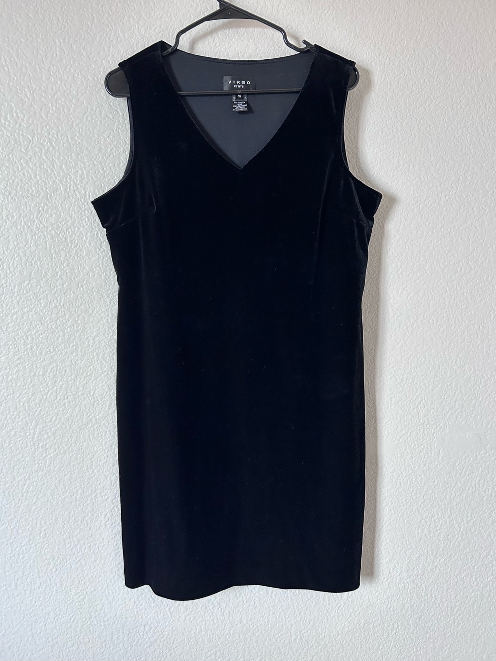Virgo Timeless Black Velvet Sleeveless V-Neck Midi 90s Gothic LBD Formal Dress
